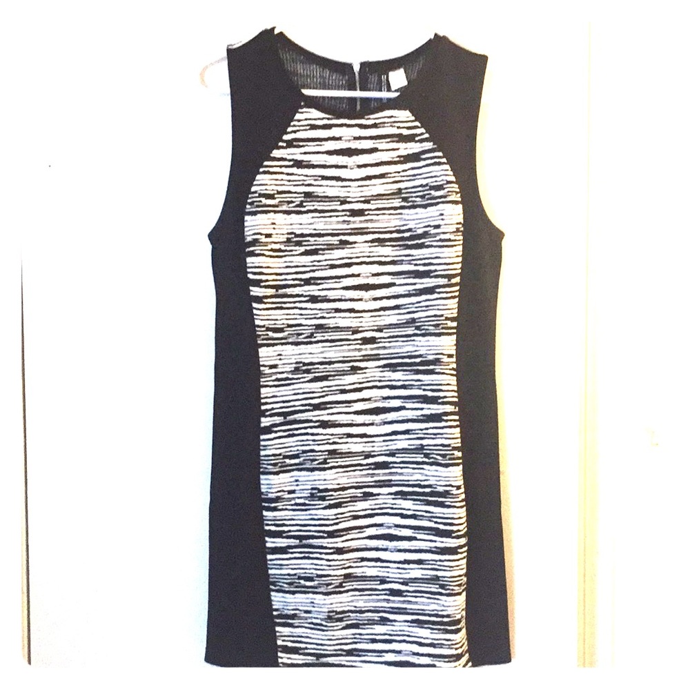 H&M DIVIDED Black&white dress